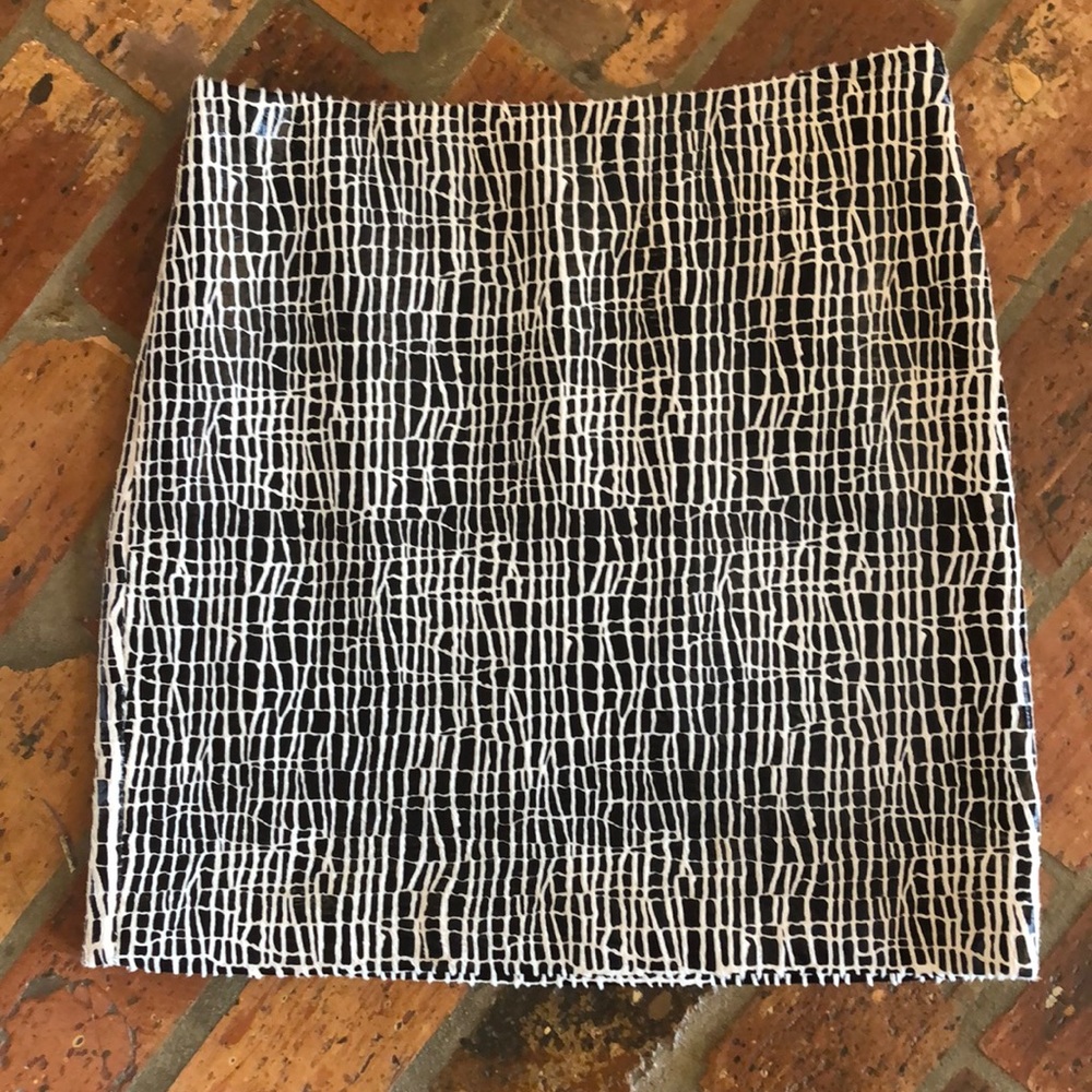 W by Worth Animal print skirt sz8